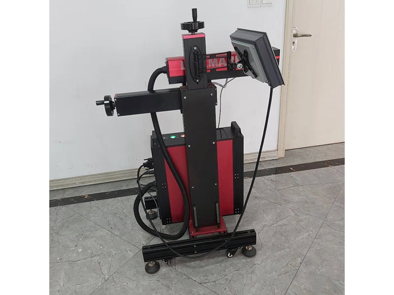 激光噴碼打標(biāo)機(jī)具有高效環(huán)保無(wú)接觸無(wú)耗材等特點(diǎn)可以滿足各類(lèi)行業(yè)對(duì)產(chǎn)品標(biāo)識(shí)與追蹤的需求